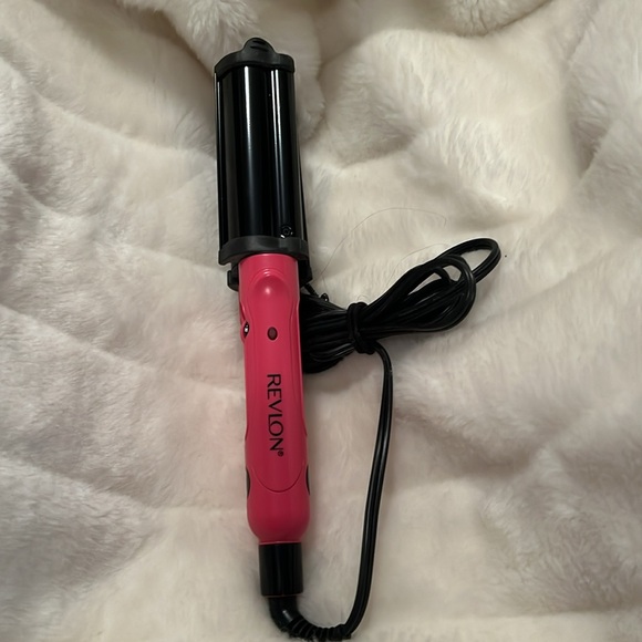 🩷🖤Revlon Curling Wand🖤🩷 Fun beach waves. Great condition. - Picture 2 of 10